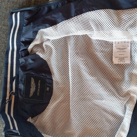 NWT Aston Martin K-WAY Faceazard Baby Coat / Wind Breaker - Picture 15 of 16